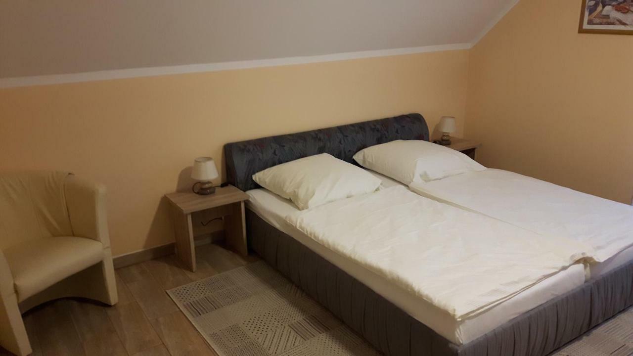 Ferienwohnung Deussen Blessem Zewnętrze zdjęcie